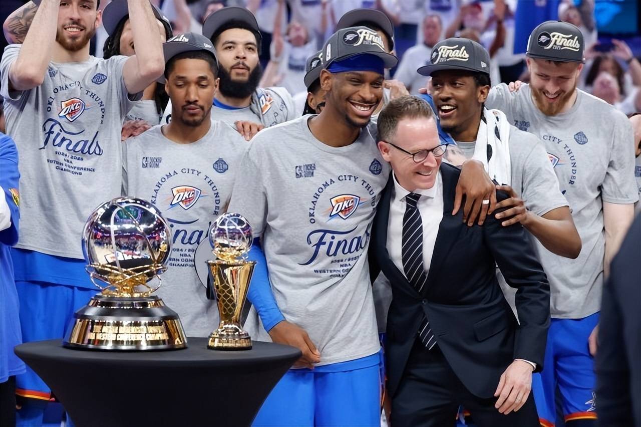 九游娱乐中心-蒂姆迎来二十赛季出色发挥，雄鹿观众热烈欢呼！再创辉煌时刻的简单介绍-九游娱乐中心